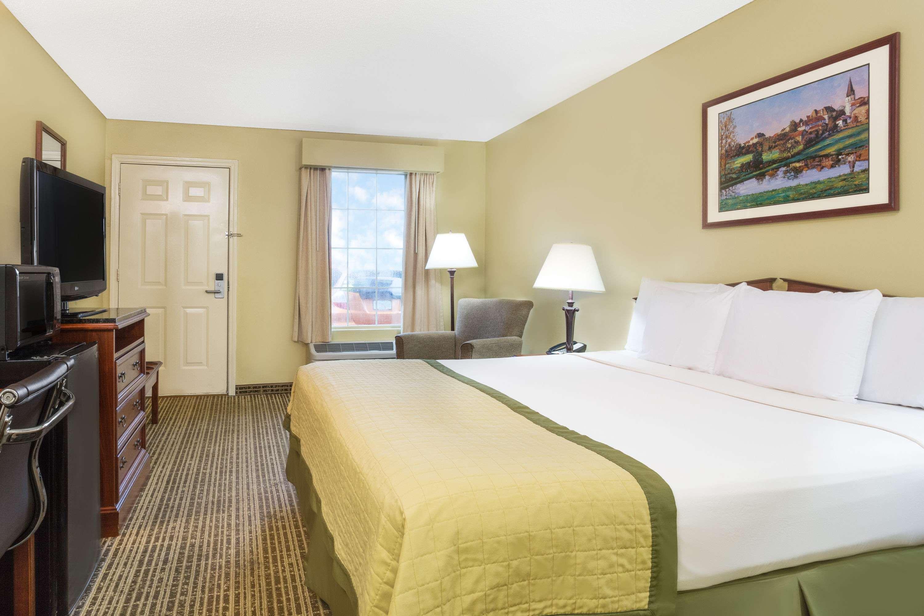 Baymont By Wyndham Thomasville Buitenkant foto